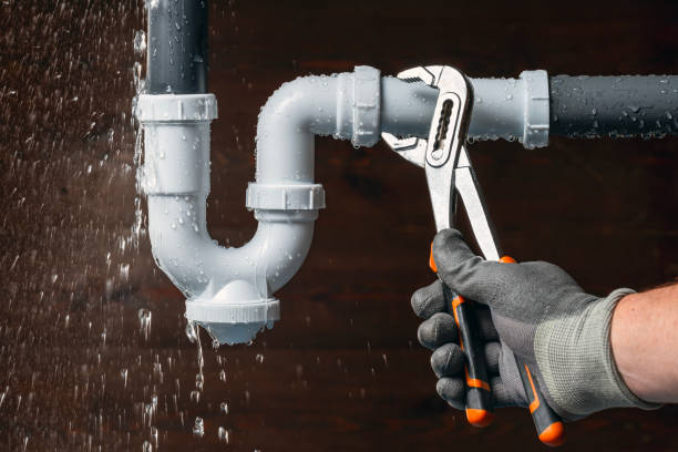 Professional Sewer Line Repair technician working in Roff, OK